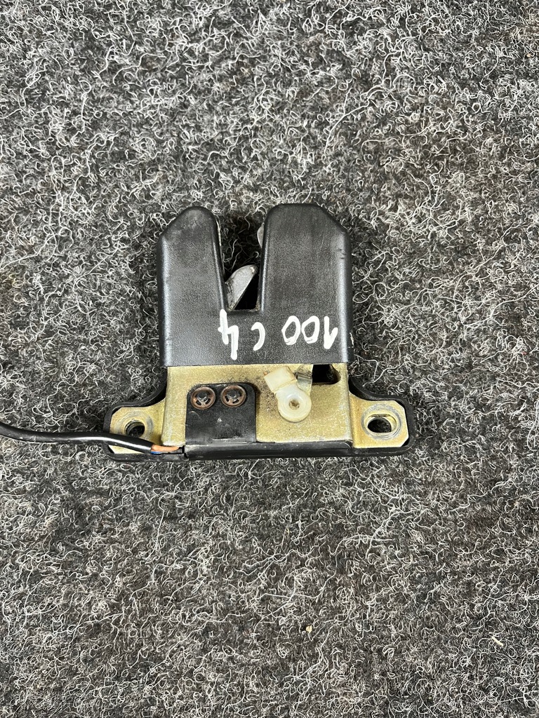 фото №5, Audi a6 c4 100 c4 a8 d2 замок крышки багажника 4a5827505