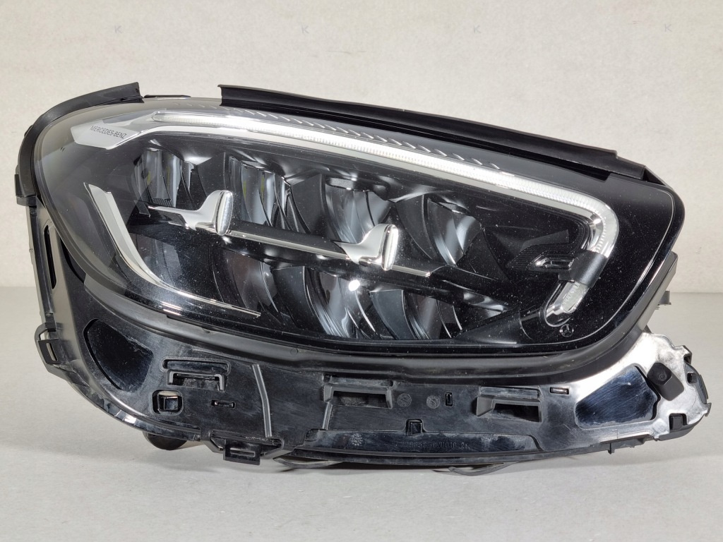 фото №1, Mercedes e-klasa w213 lift full led лампа правая eu