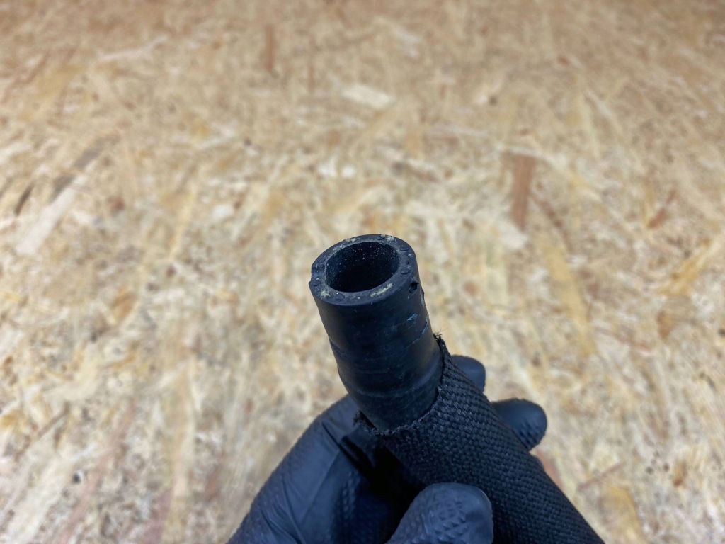 фото №10, Пабтрубок  труба шланг воды mercedes w177 w247 w118 a2478307002