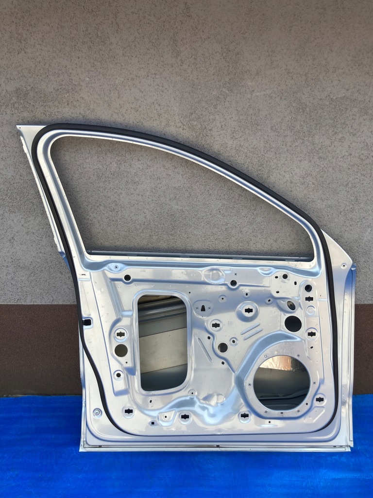 фото №14, Дверь левая передние porsche macan 95b