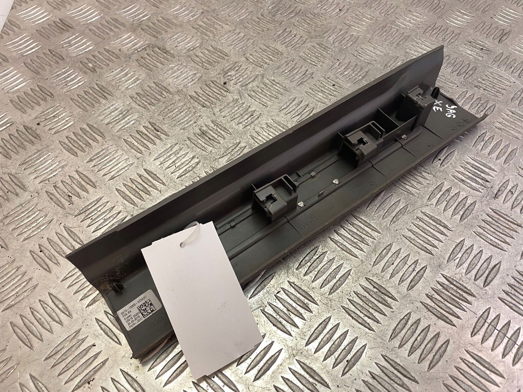 фото №8, Jaguar xe молдинг поріг бічна