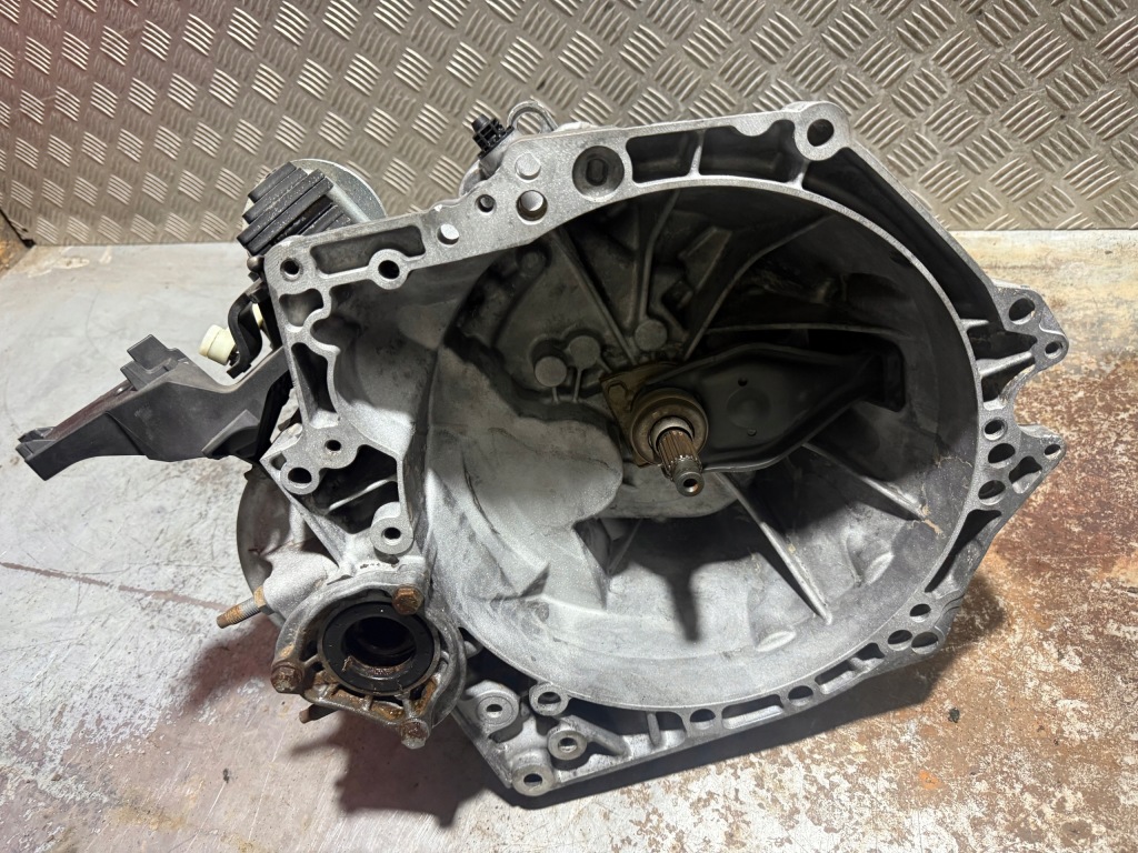 Berlingo iv 4 19- combo e коробка передач передач 20et54 5 передача механическая коробка передач 1.5 bhdi hdi Киев