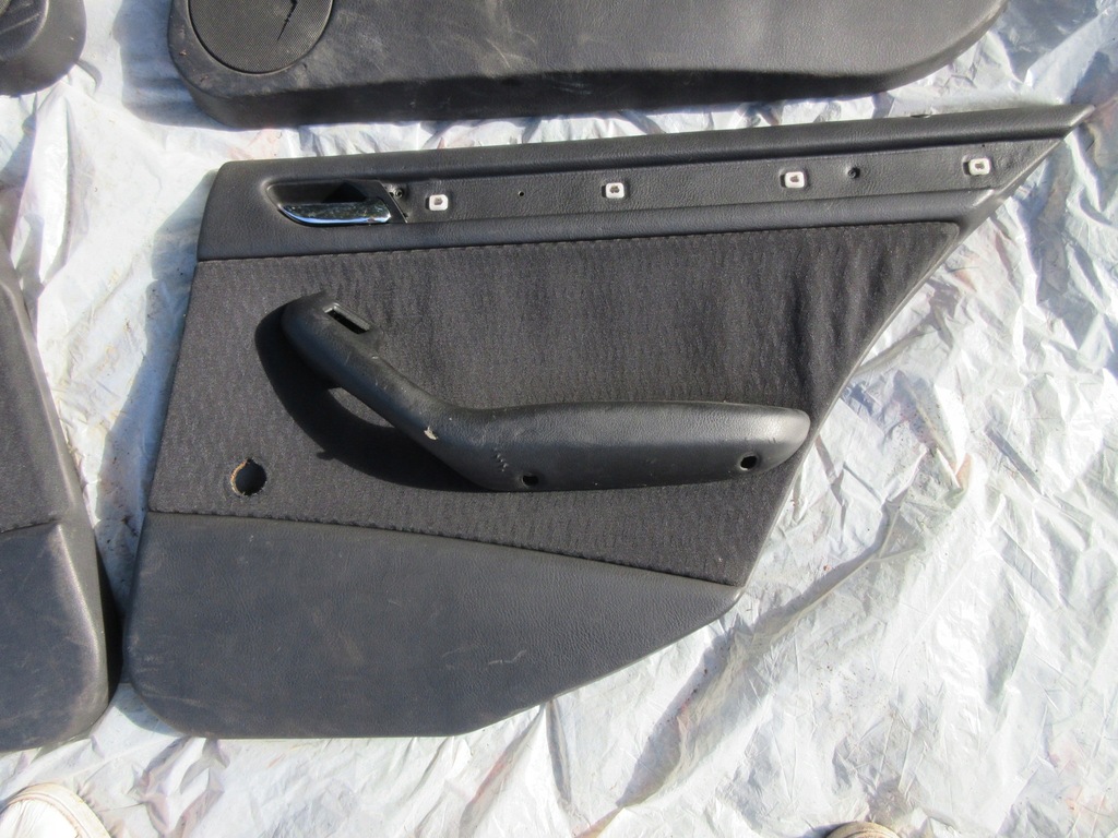 фото №5, Обшивки дверь 4szt. bmw e46 sedan 8217203 8213919