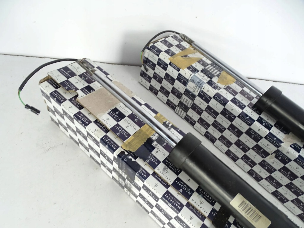 Амортизатор maserati levante m161 комплект . l+r Доставка