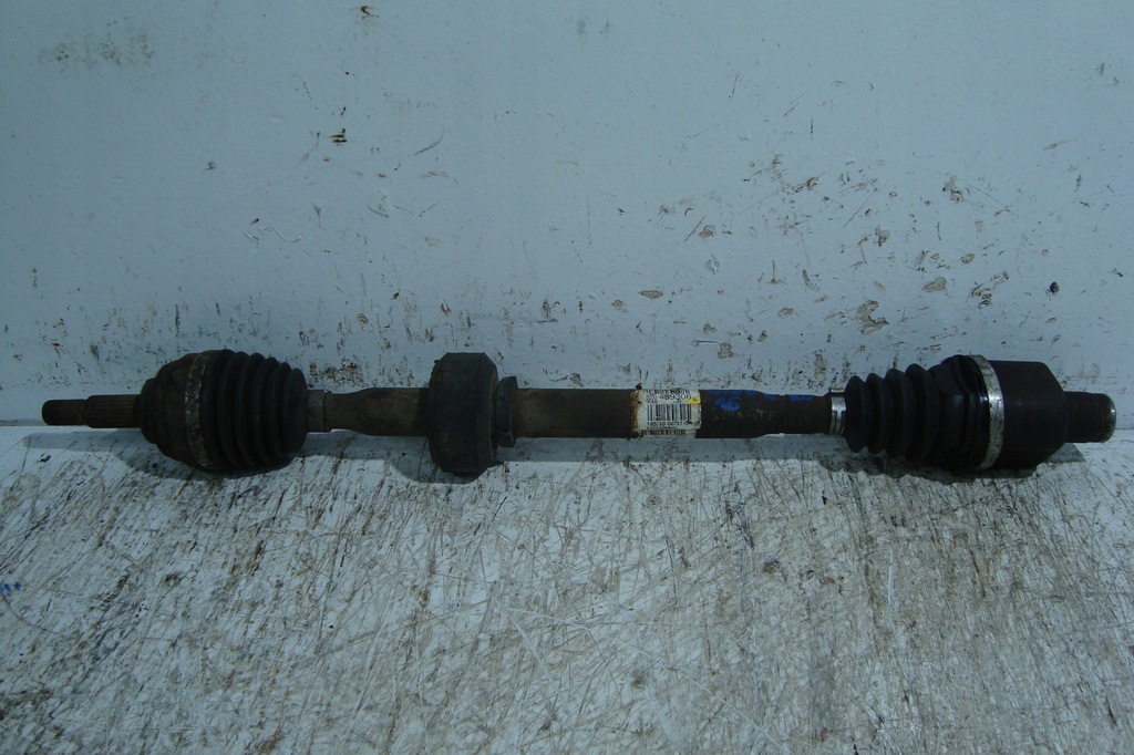 фото №1, Привідний вал лівий перед dacia sandero 1 1,6 b 08-14