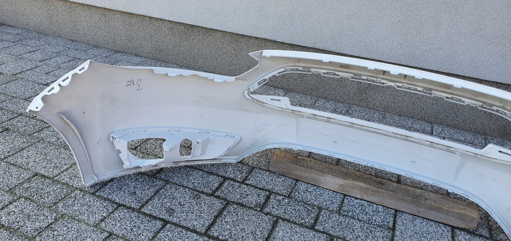 Ford focus mk3 lift 2014- бампер перед e344 Доставка