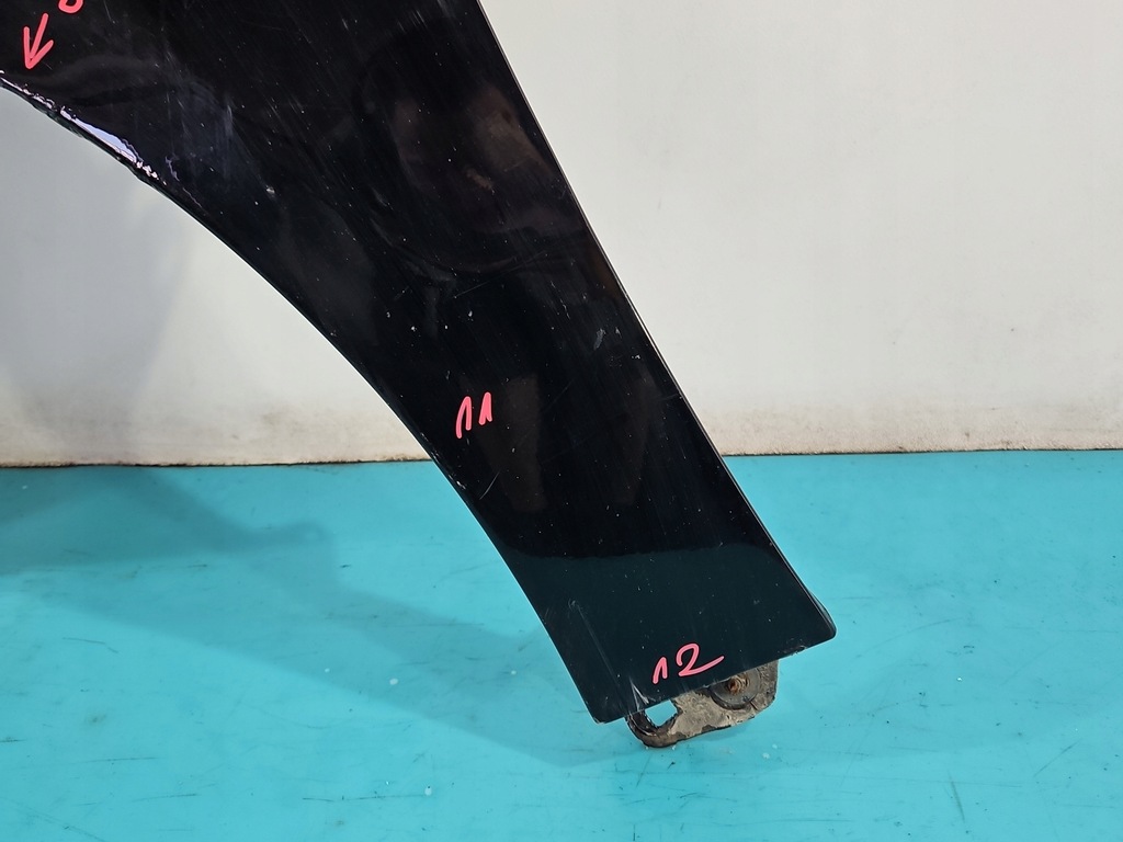 фото №15, Крила перед лівий mercedes w251 чорний 040