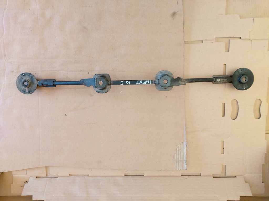 фото №1, Infiniti fx ii кронштейн балка соединитель задняя