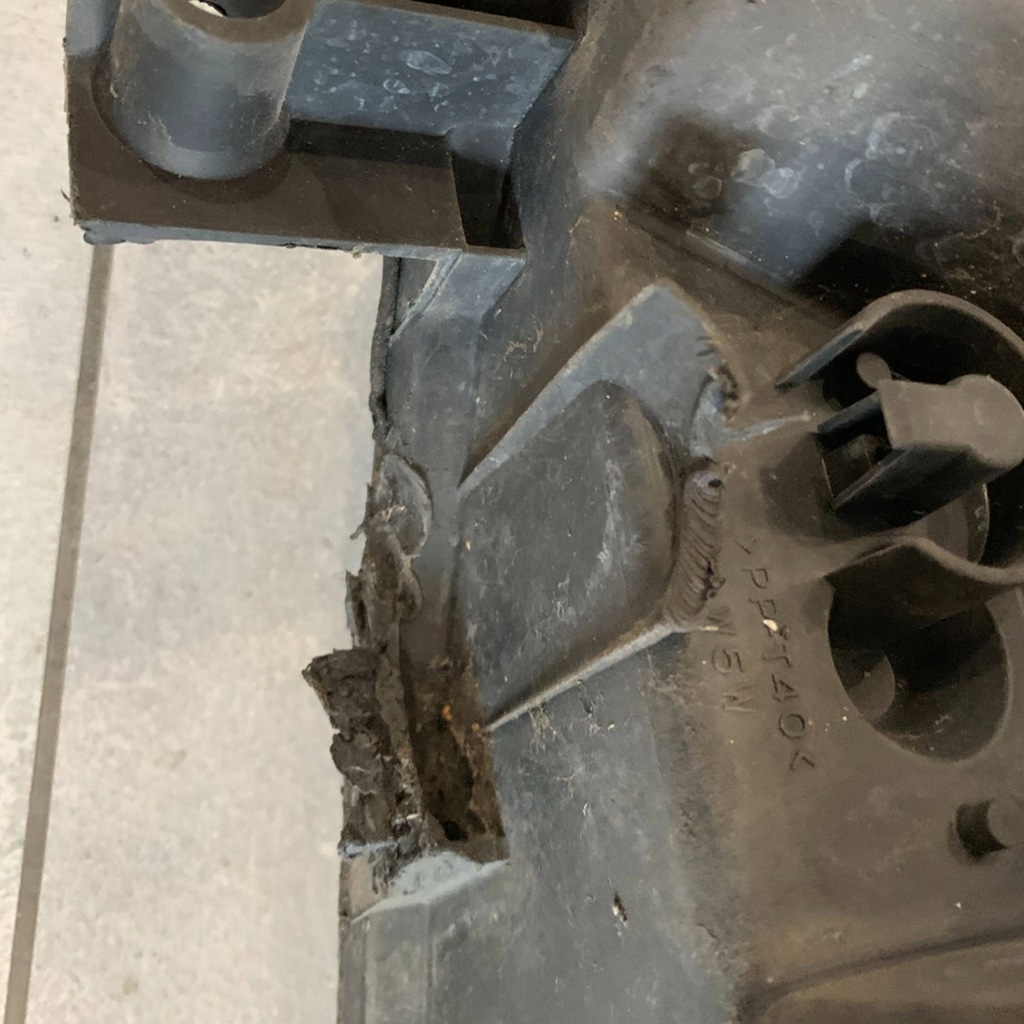 фото №3, Лампа передня ліва пошкоджені тримачі 7701044518 renault master ii