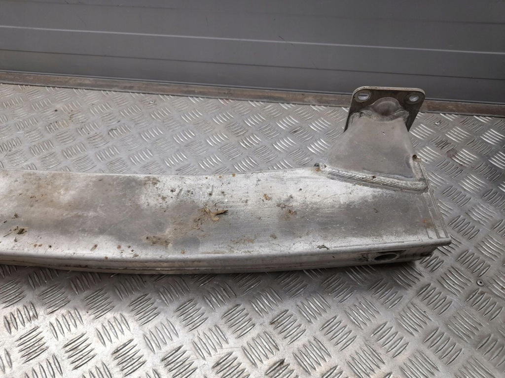 фото №8, Porsche panamera 970 2011 с задний поперечина бампера заднего