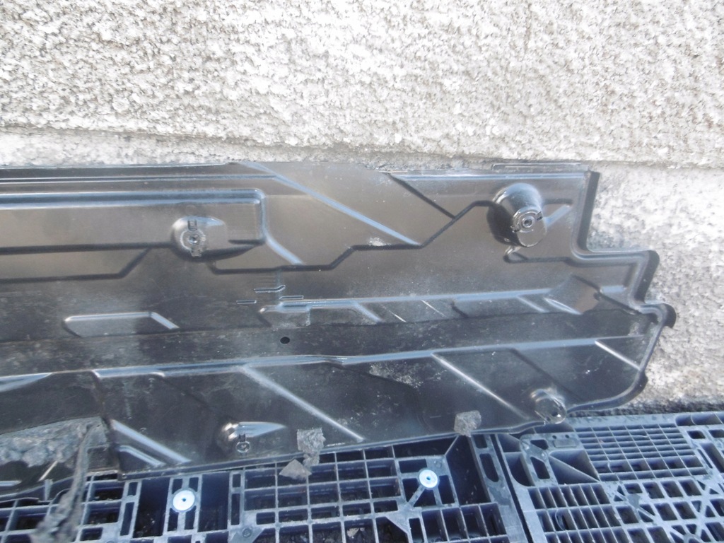 фото №11, Защита плита нижняя подвеска правая mercedes w204