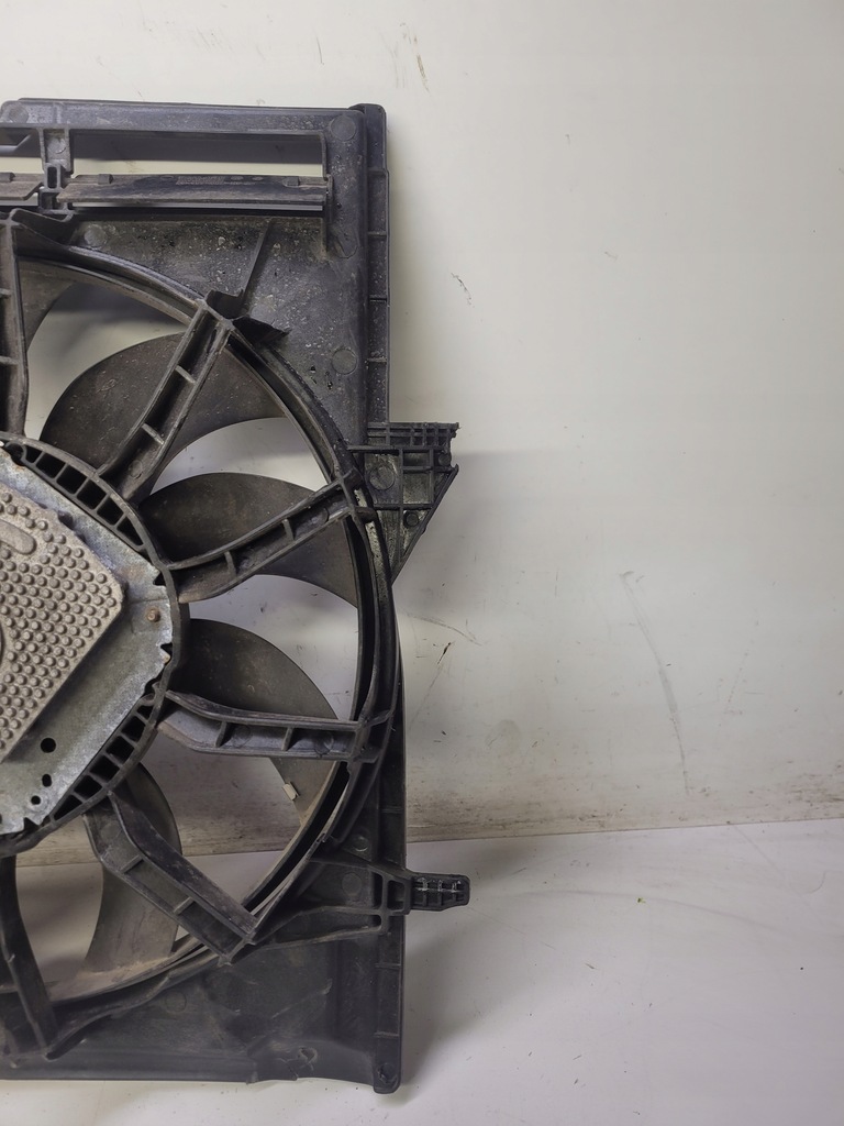 фото №5, Вентилятори + корпус audi a4 a5 a6 a7 4h0121003n