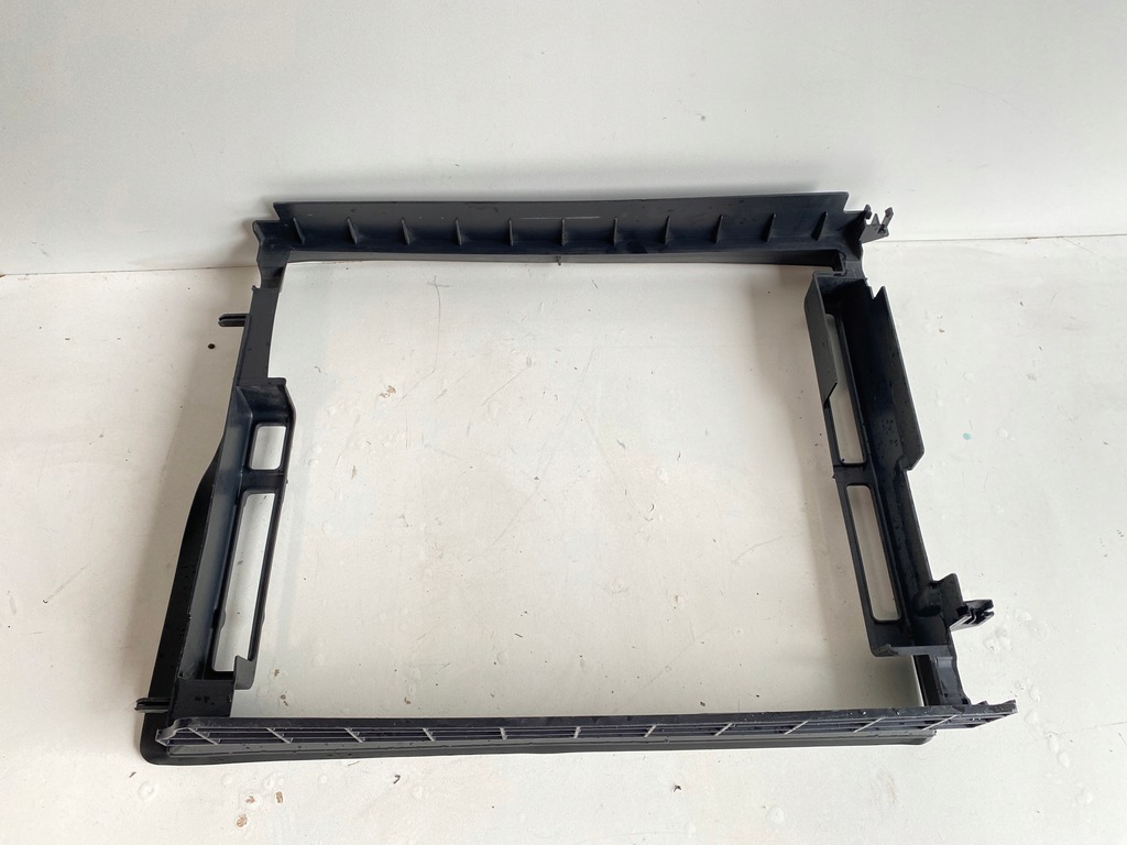 фото №1, Рамка радіатора повітропровід впуск повітря renault scenic 4 iv 16-