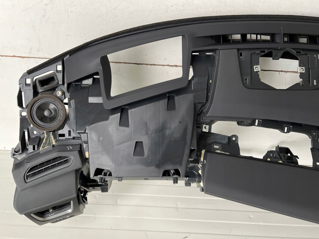 Приборная панель панель  подушка безопасности ремни lexus ux 250h проекционный дисплей head up с Разборки