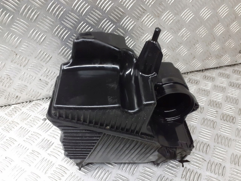 фото №1, Корпус фильтра pow scenic ii 2.0 dci 8200603928c