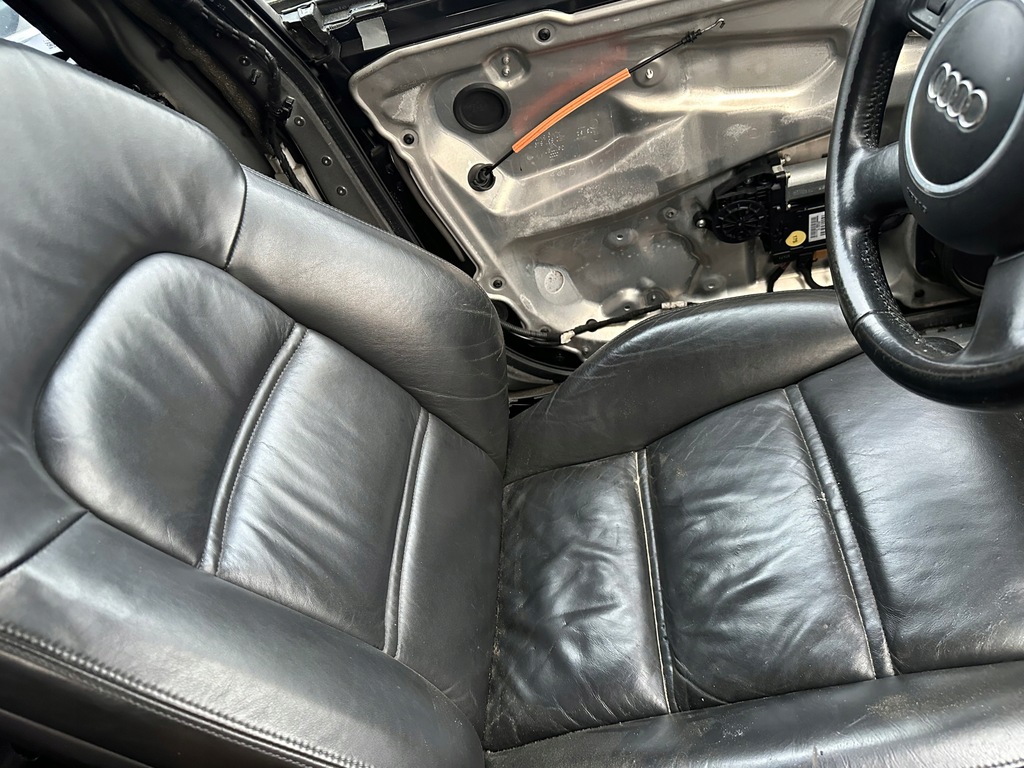 фото №5, A8 d3 сиденья кожа czarna sport audi комплект