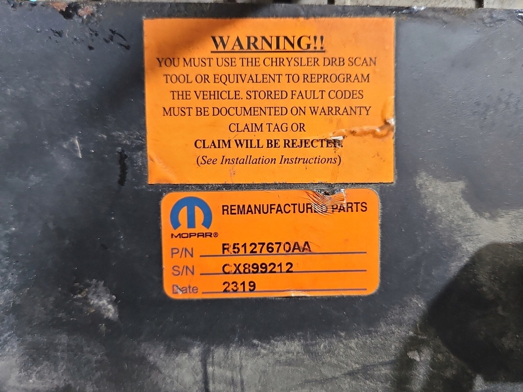 фото №7, Бортовой компьютер блок управления двигателя 04745860 chrysler voyager iv 3.3 v6