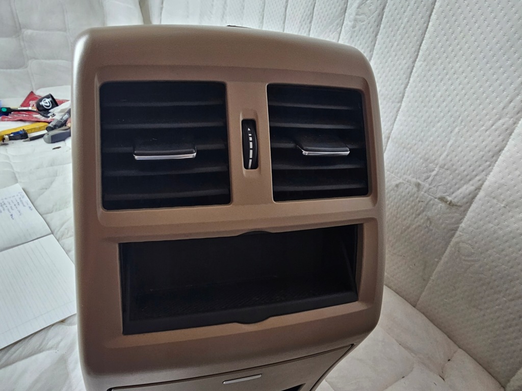 Підлокітник тунель середній накладка консолі usb решітка mercedes w166 ml Ціна