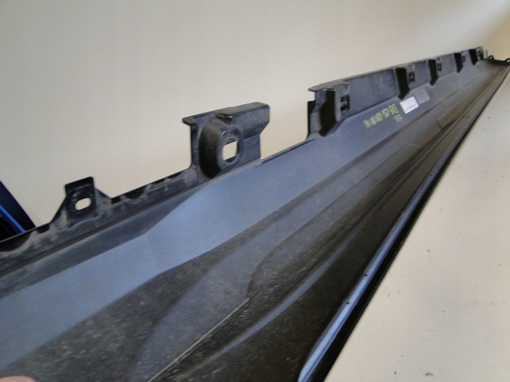 фото №7, Mercedes eqs 296 x296 молдинг поріг права amg