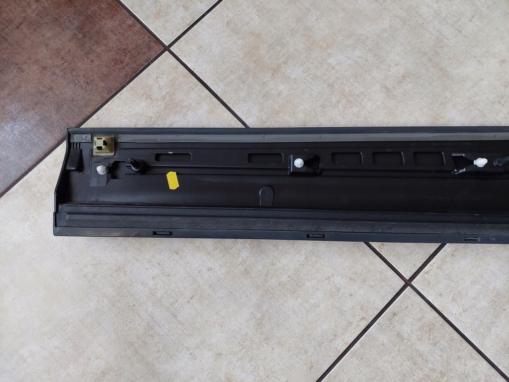 фото №9, Молдинг дверь - правый перед - audi q2 - 81a