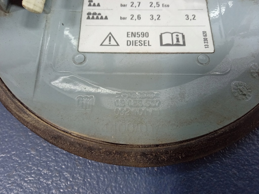 Opel corsa d крышка горловины  топливной  13183307 y685 Недорого