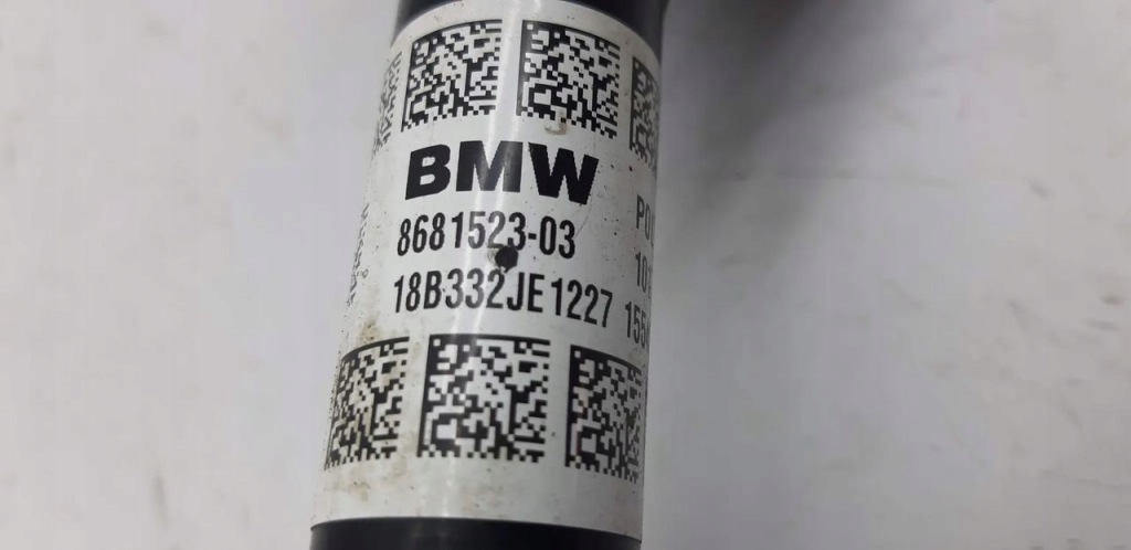 Приводной вал левый перед 8681523 mini clubman f54 1.5b 2019r Недорого