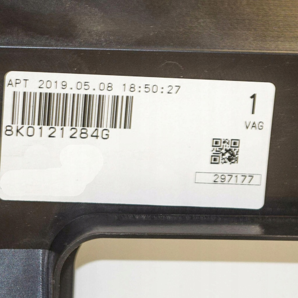 фото №9, Направляющая воздушный vag audi a4 avant 2008 2012 оригинальный 8k0121284g