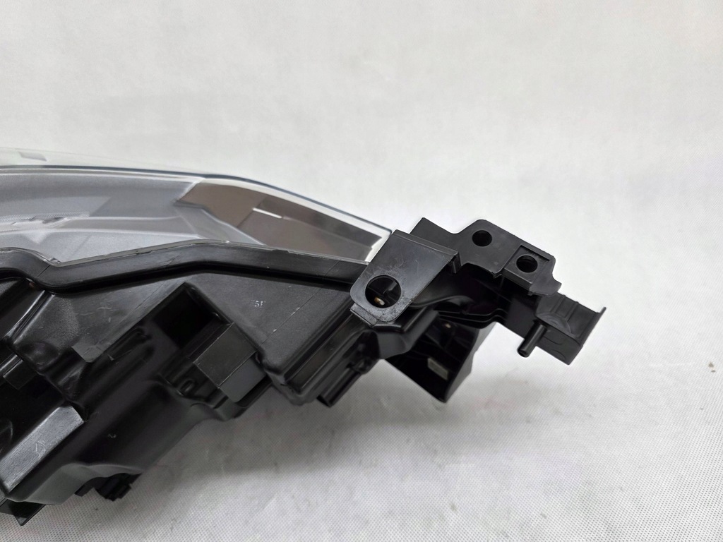 фото №10, Mazda 6 vi gj lift 15+ 3+4 pin лампа левая передняя перед full led europa