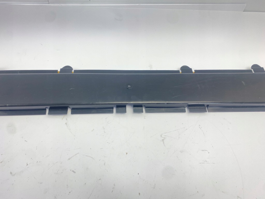 Пластик захист стельовий люк kombi mercedes 124 w124 1247820156 Зі Шроту