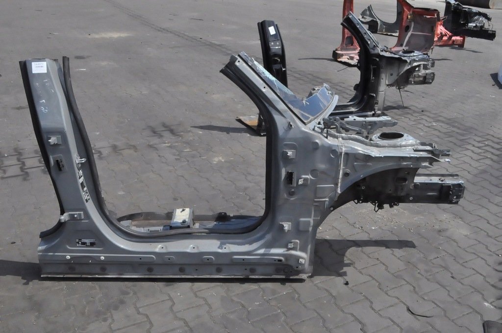 фото №1, Mini countryman f60 четверть лонжерон правый перед