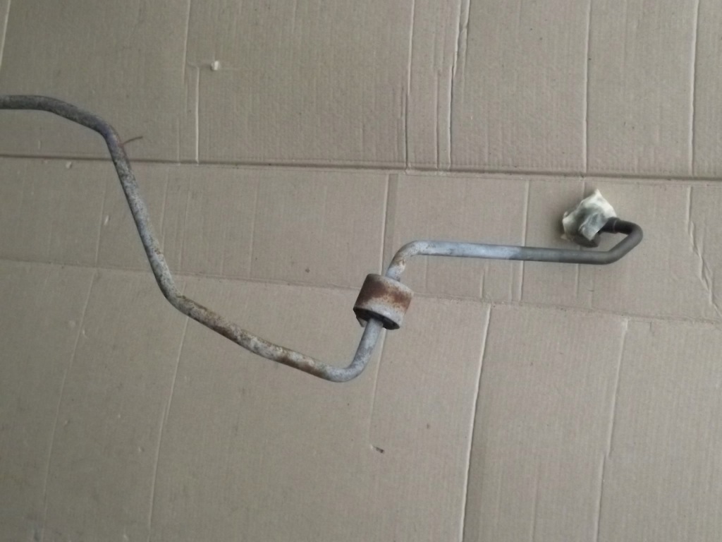 фото №4, Mercedes slk r170 2.3 компрессор uk шланг пабтрубок  усилителя rhd