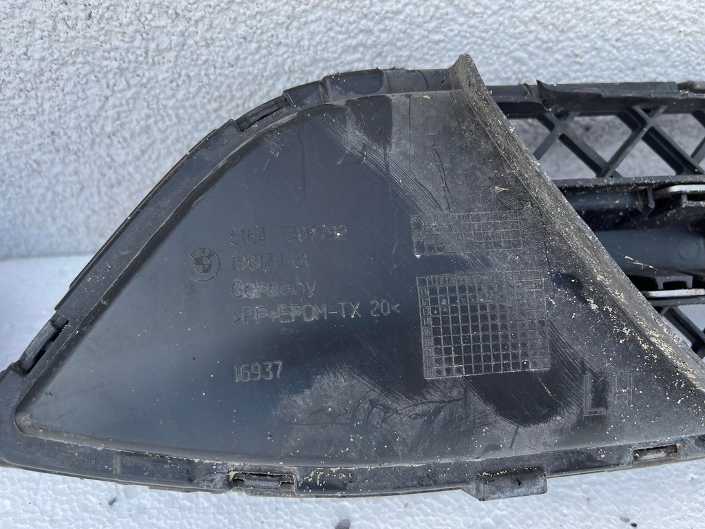 фото №8, Середня решітка w бампер bmw x1 e84 7307792