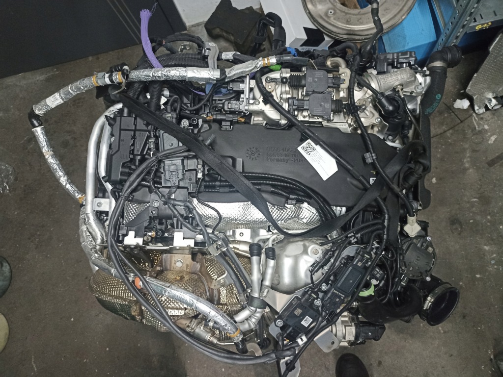 Комплектний  двигун bmw b57r b57d30b 3,0 дизель 340km 6429km x3 g01 m40dx Зі Шроту
