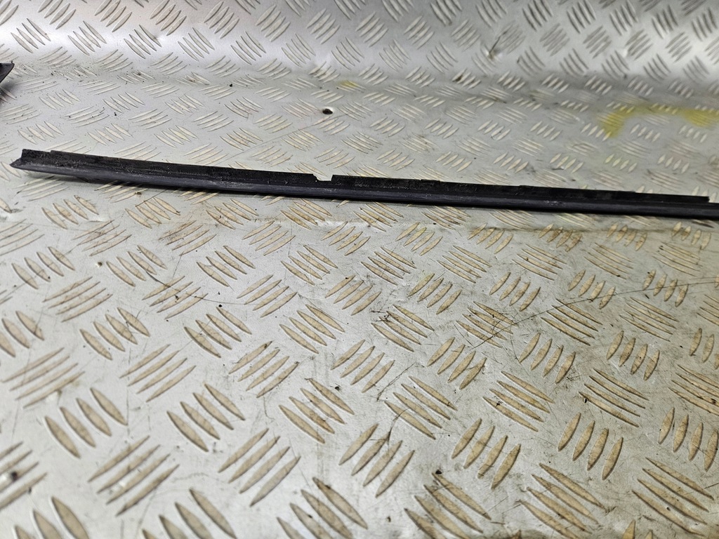 фото №6, Молдинг скло лобове права передня ford mondeo mk4