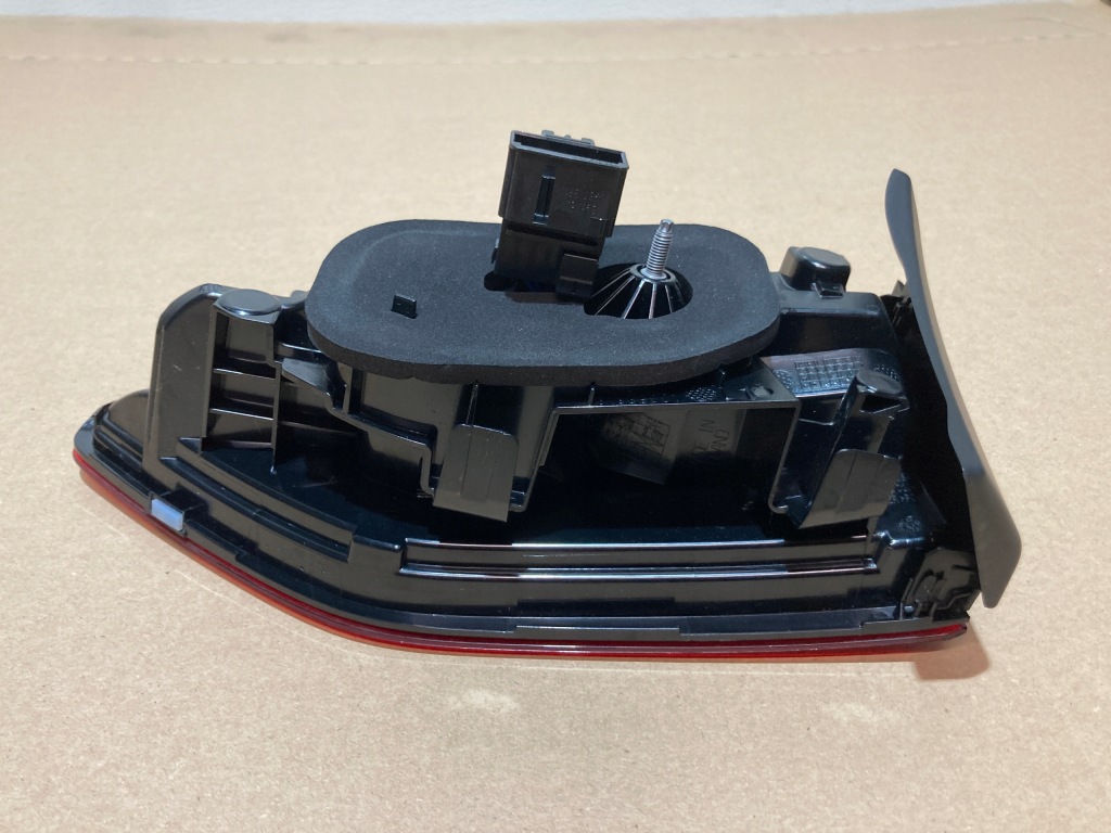 фото №10, Лампа левая задняя vw golf viii 8 5h0 led