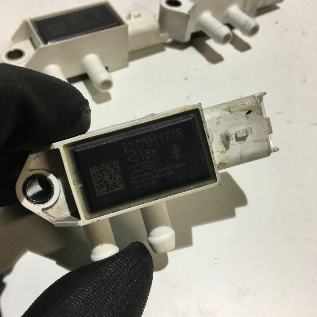 фото №3, Датчик давления renault master iii 2.3 dci