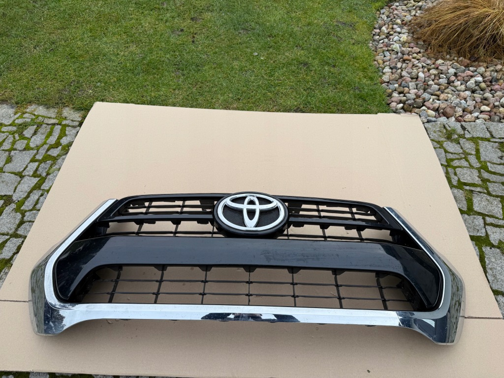фото №7, Решётка радиатора решётка радиатора eu toyota hilux viii 8 lift 2020 - 2025 .