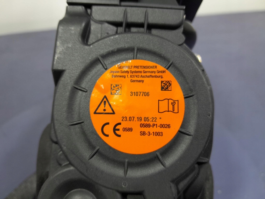 фото №6, Mercedes gle w167 pas безопасности перед передний правый a1678603502