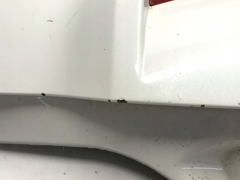 фото №8, Ford kuga iii 2021 задня сторона права кутик бампера заднього