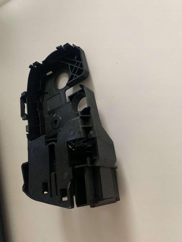 фото №8, Корпус замок сиденье правый a1769209400 mercedes, w117 w176 x156 a, cla, gla