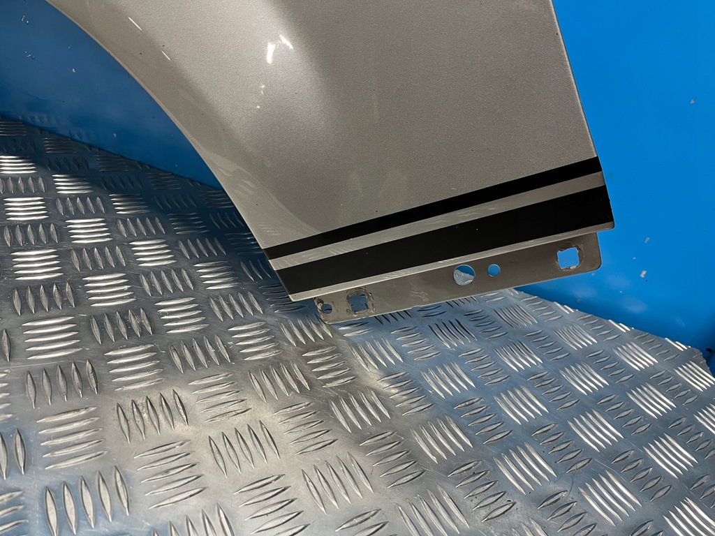 фото №8, Mercedes w204 крила лівий перед передній