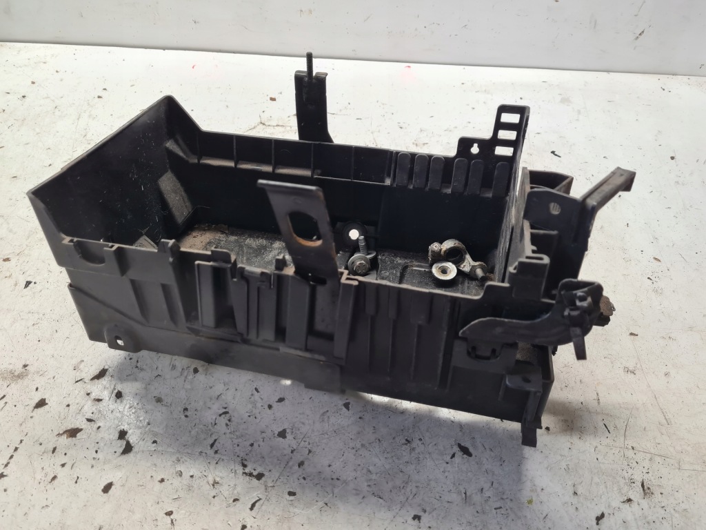 фото №1, Opel astra j основа акумулятор