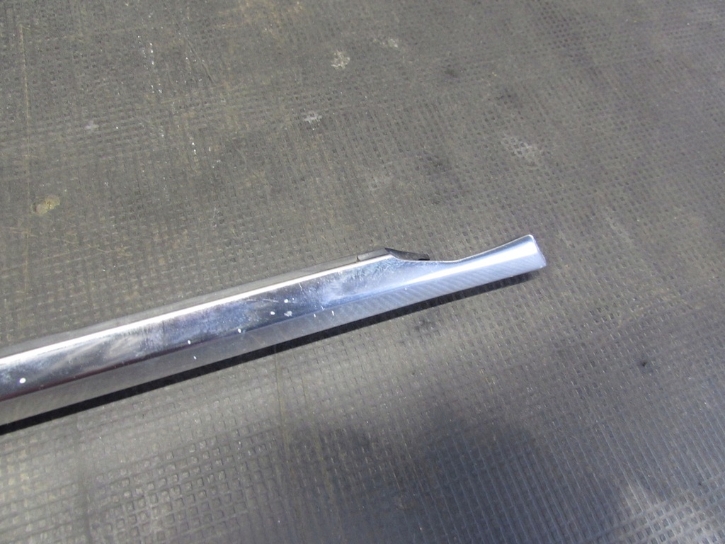 фото №7, Молдинг уплотнитель правый перед audi a6 c8 18-23r sedan