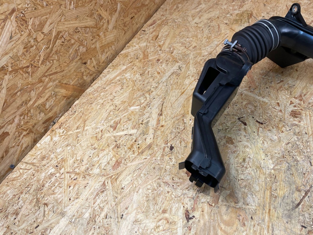 фото №6, Впуск повітрозабірник труба резонатор повітря toyota prius iv 17751-37110 17752-37120