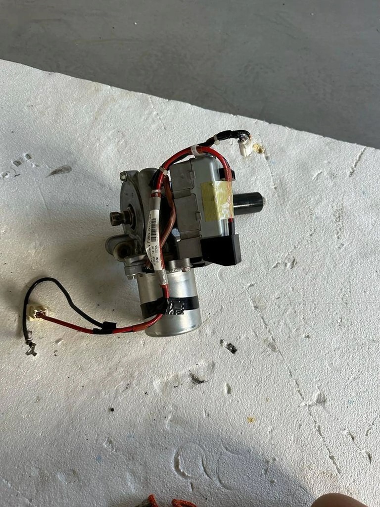 фото №1, Підсилювач електричний toyota verso