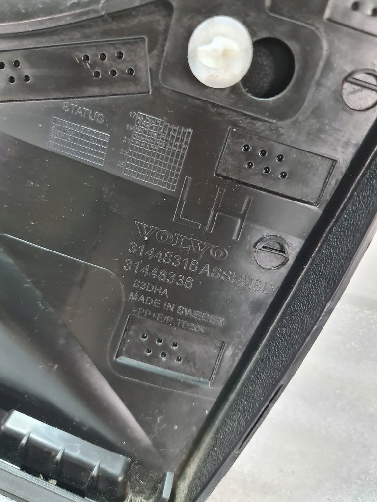 фото №8, Volvo xc40 ii 17-21 молдинг дверь левый перед левая передняя 31448316