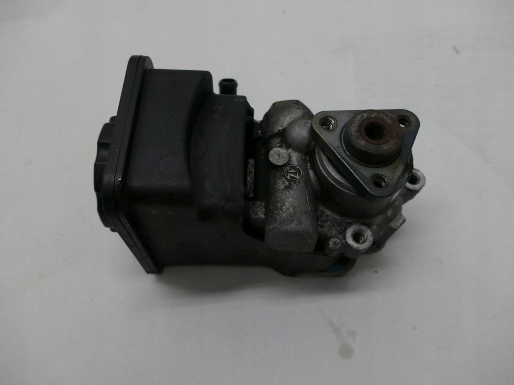 фото №1, Mercedes w207 w204 w212 2.2 cdi насос усилителя