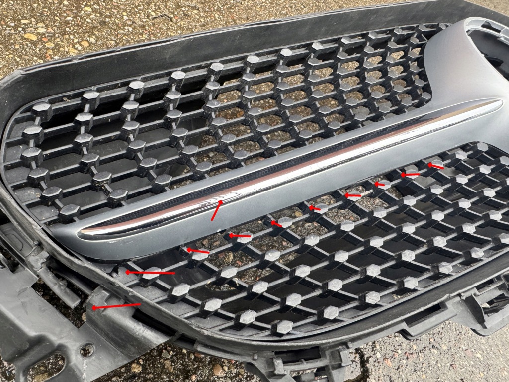 Mercedes e klasa 238 купе кабріолет  16- решітка радіатора решітка радіатора повітропровід повітря Київ