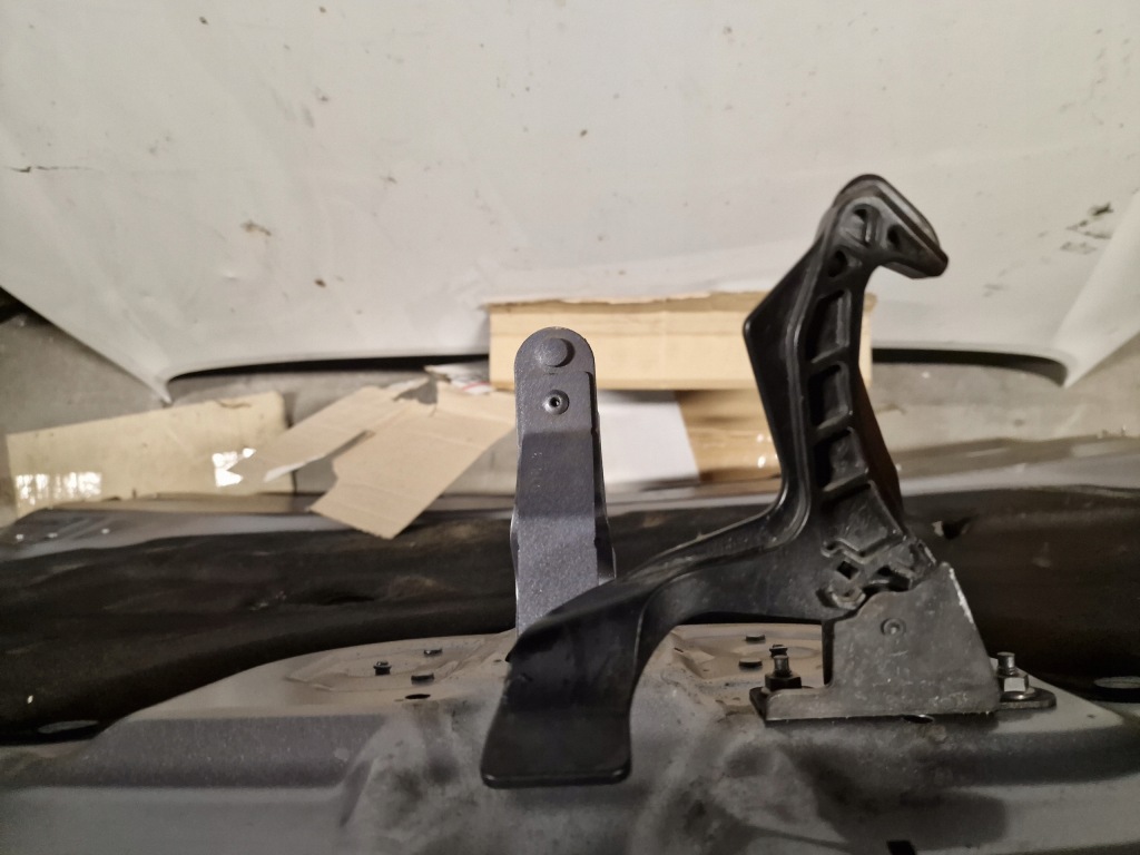 фото №5, Капот крышка двигателя peugeot 2008 ii 2023 rok ładna