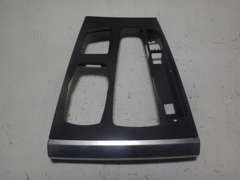 фото №1, Рамка пластик защита средняя bmw x5 f15 x6 f16